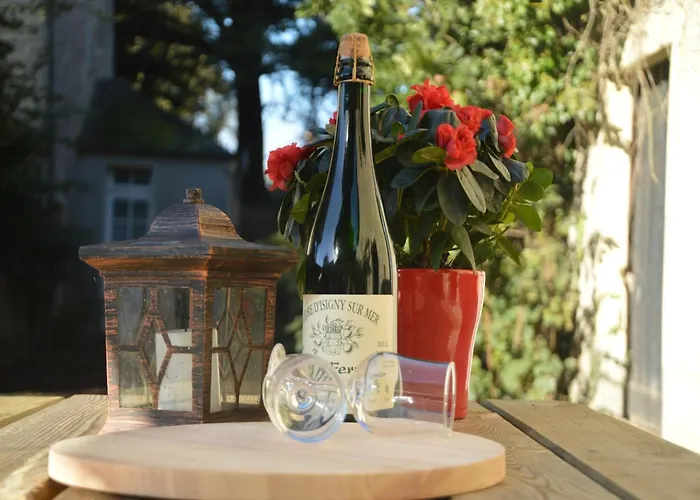 In Saint-clement Near The Sea * Osmanville