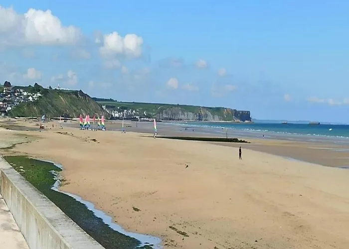 In Saint-clement Near The Sea بيت للعطل